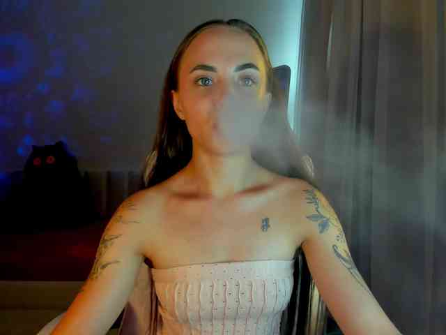 Black-Dollar webcam