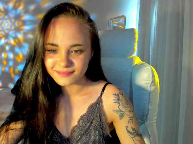 Black-Dollar webcam