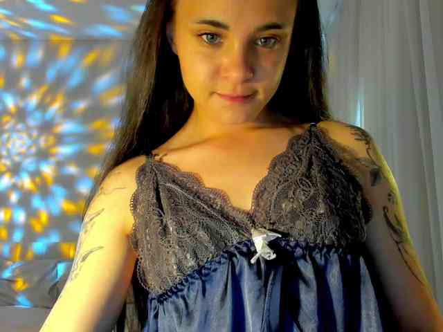Black-Dollar webcam
