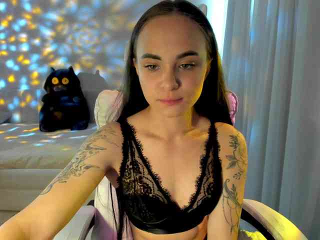 Black-Dollar webcam