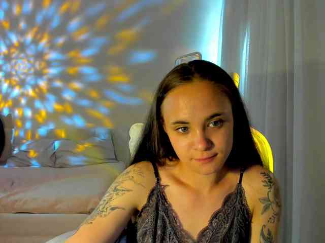 Black-Dollar webcam