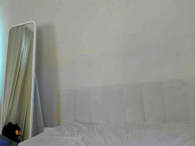 Black-Dollar webcam