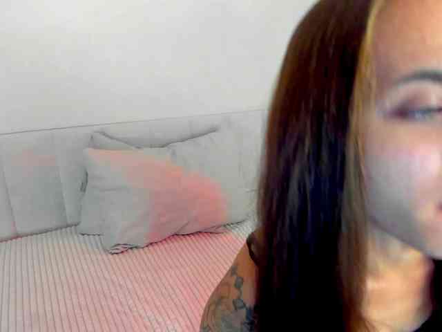 Black-Dollar webcam