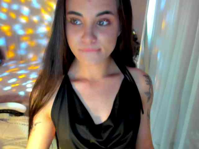 Black-Dollar webcam