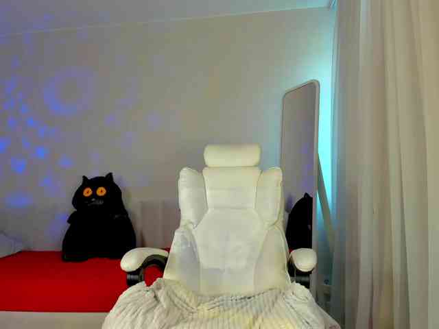 Black-Dollar webcam