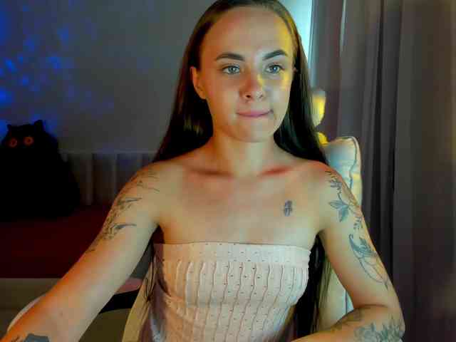 Black-Dollar webcam