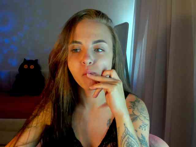 Black-Dollar webcam