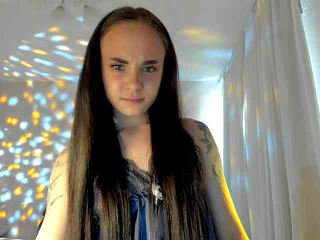 Black-Dollar webcam