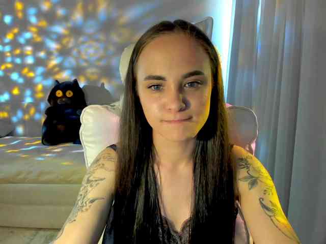 Black-Dollar webcam