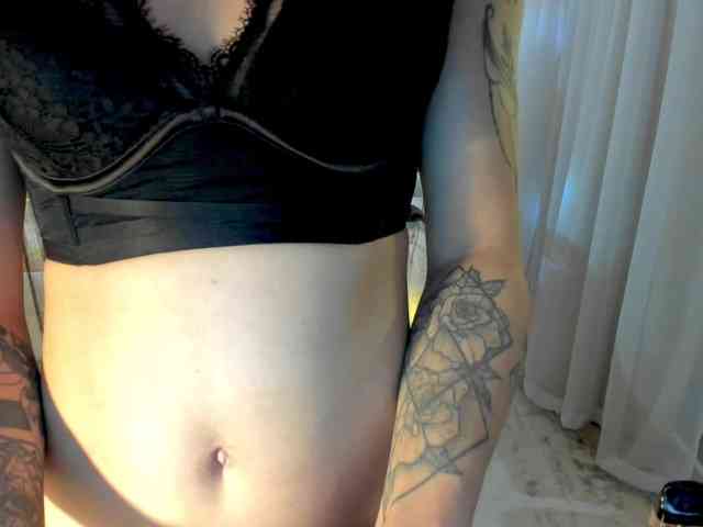 Black-Dollar webcam