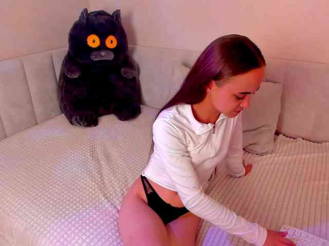 Black-Dollar webcam