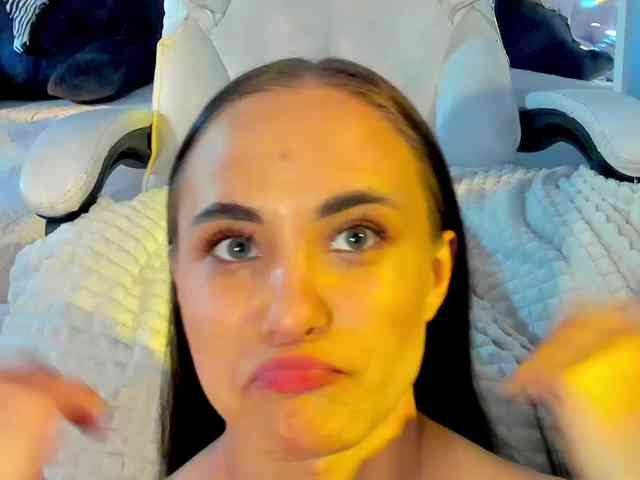 Black-Dollar webcam