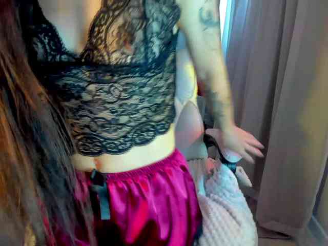 Black-Dollar webcam