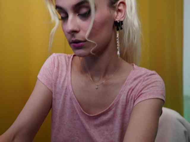 Modella: GoodToBeBad
