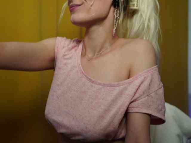 Modella: GoodToBeBad