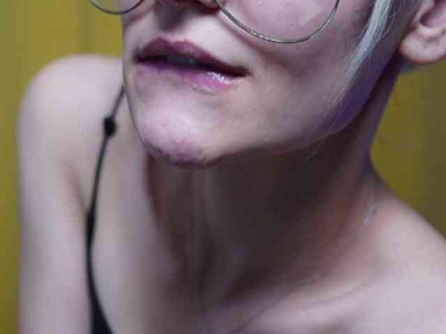 Modella: GoodToBeBad