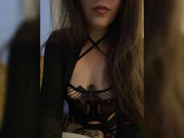 MalyshkaFox webcam