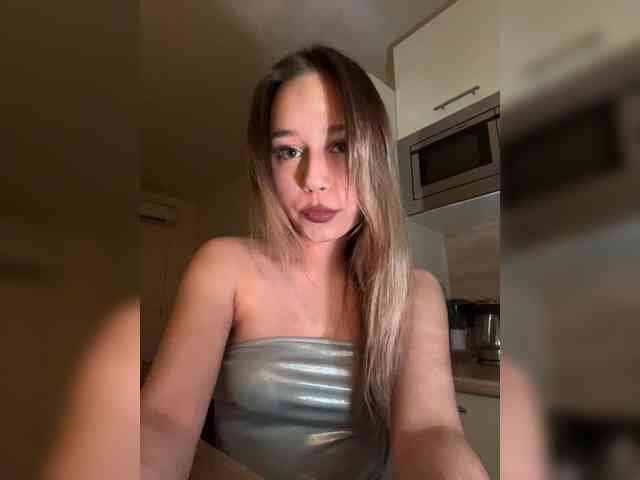 LunaKoma Sex Cam Show