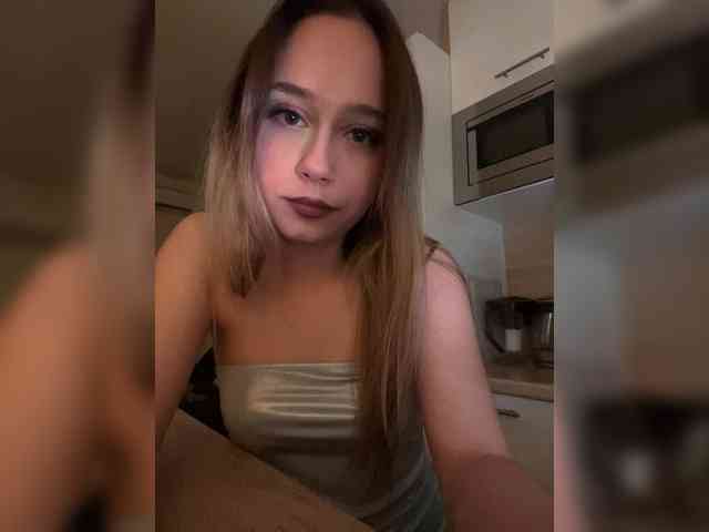 LunaKoma Sex Cam Show