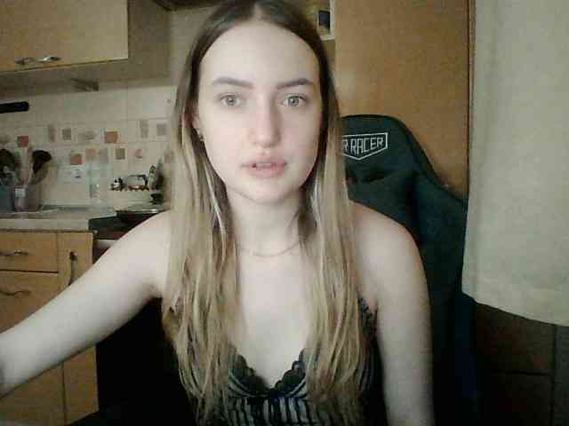 Lisantasex webcam