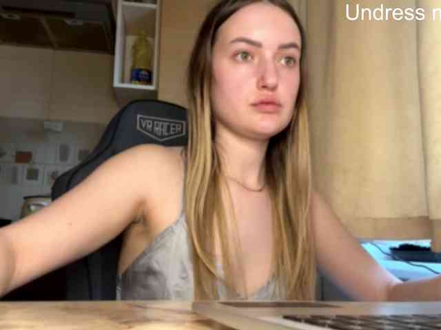 Lisantasex webcam
