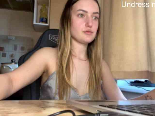 Lisantasex webcam
