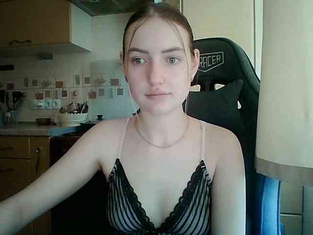 Lisantasex webcam