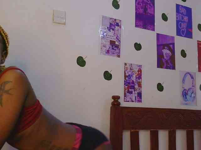 Hot_Mess webcam