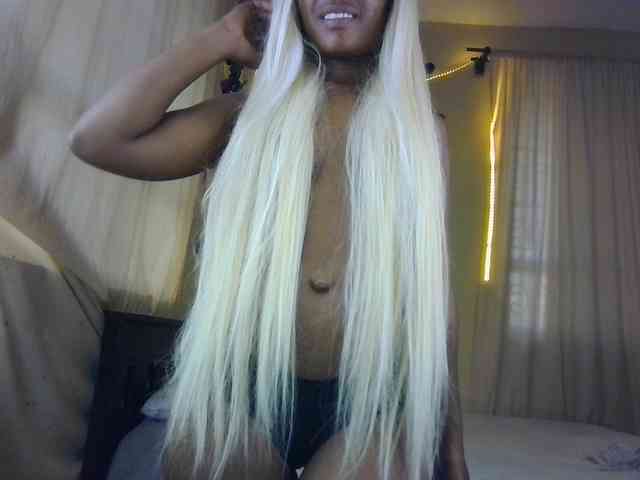 Hot_Mess webcam