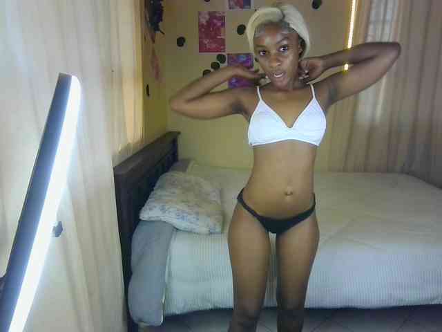 Hot_Mess webcam