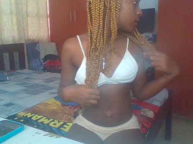 Hot_Mess webcam