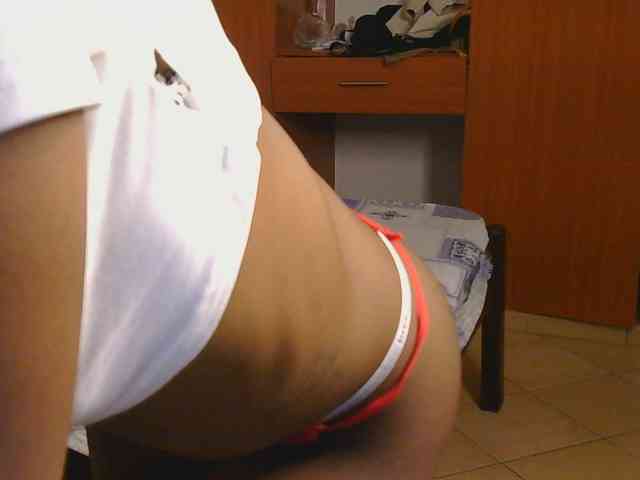 Hot_Mess webcam