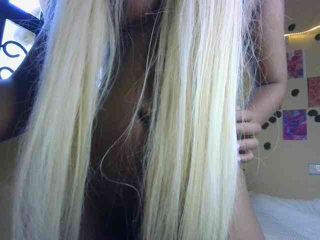 Hot_Mess webcam