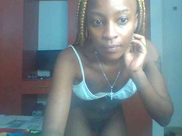 Hot_Mess webcam
