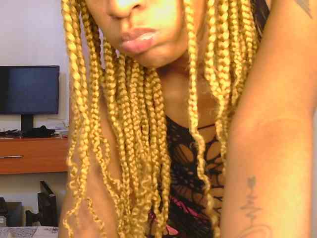 Hot_Mess webcam