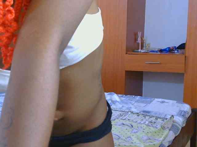 Hot_Mess webcam