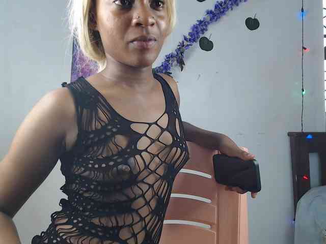 Hot_Mess webcam