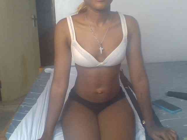 Model: Hot_Mess