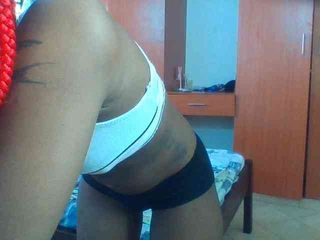 Hot_Mess webcam