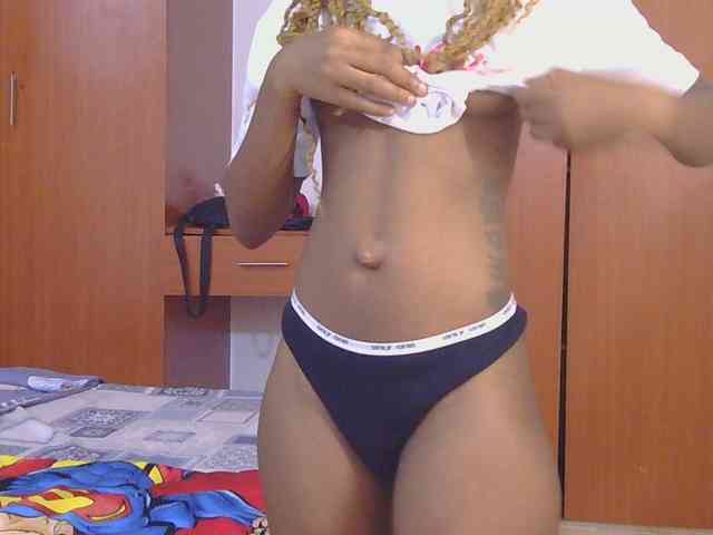 Hot_Mess webcam