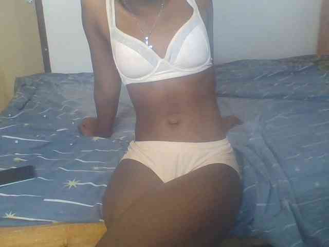 Hot_Mess webcam