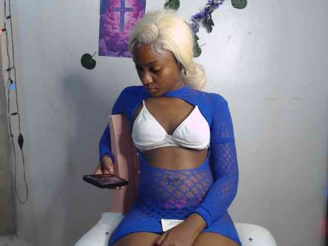 Hot_Mess webcam