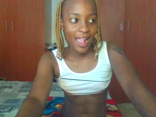 Hot_Mess webcam