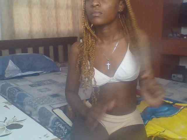 Modelo: Hot_Mess