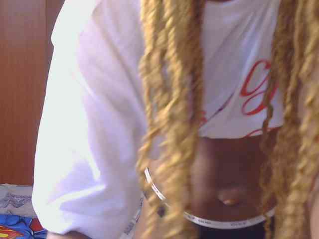 Hot_Mess webcam