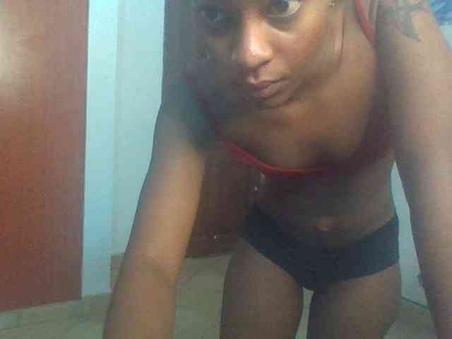 Hot_Mess webcam