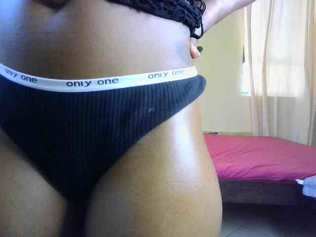 Hot_Mess webcam
