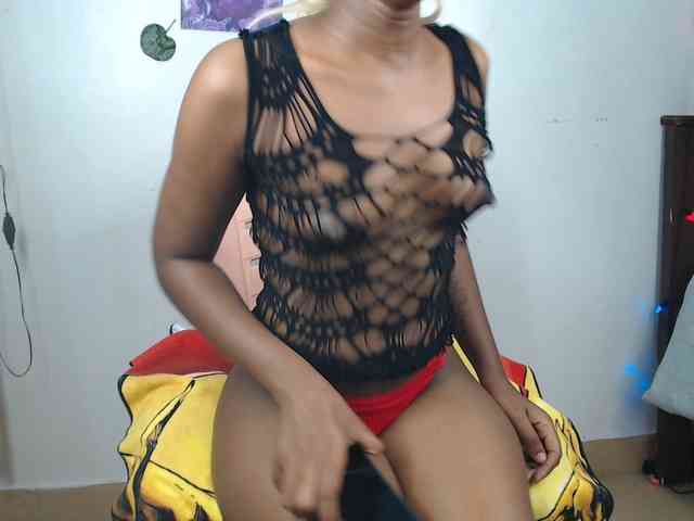 Hot_Mess webcam