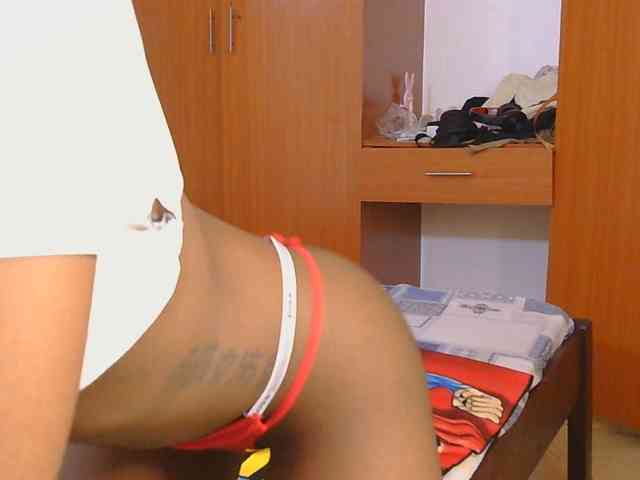 Hot_Mess webcam