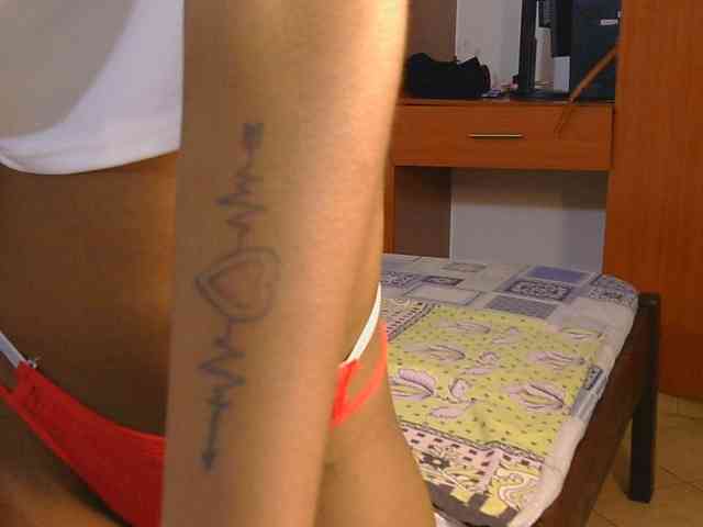 Hot_Mess webcam